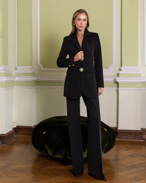 Almira Suit