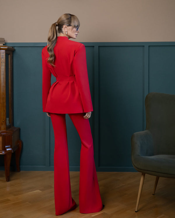 Averin Suit