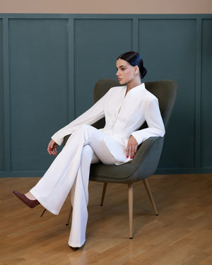 Averin Suit