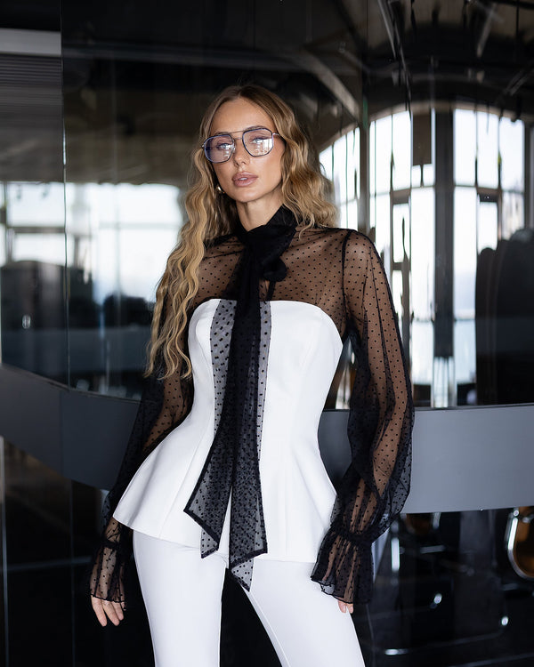 Eveloria Blouse