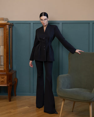 Averin Suit