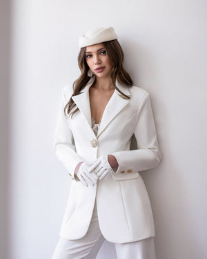 Almira Suit