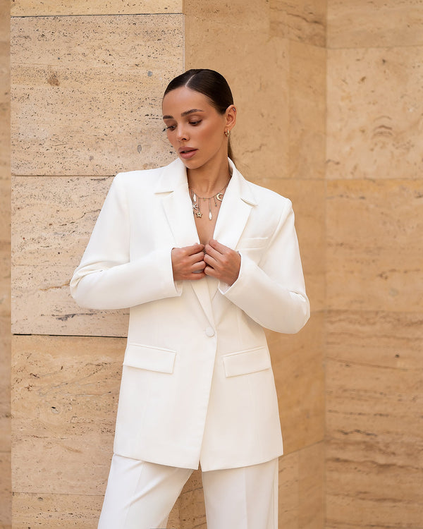 Carvella Suit