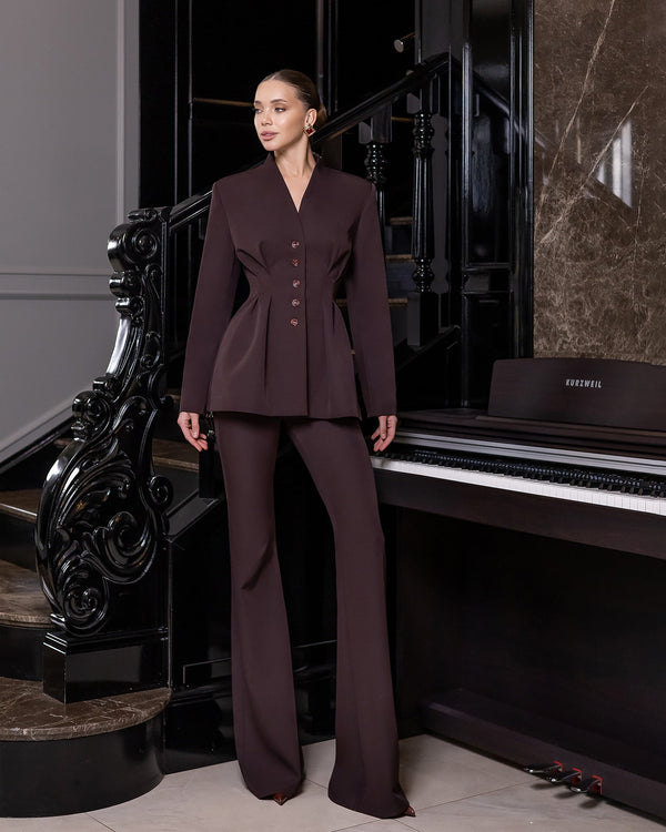 Averin Suit