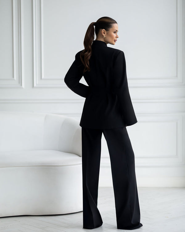 Montrel Suit