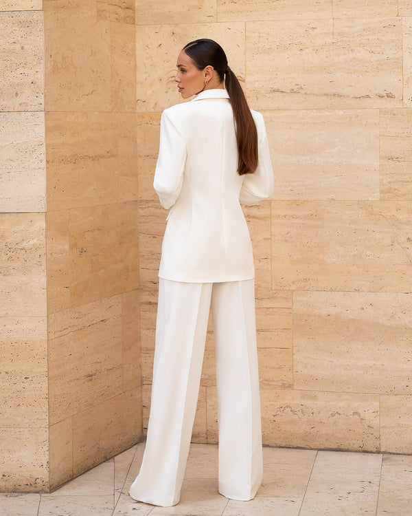 Carvella Suit