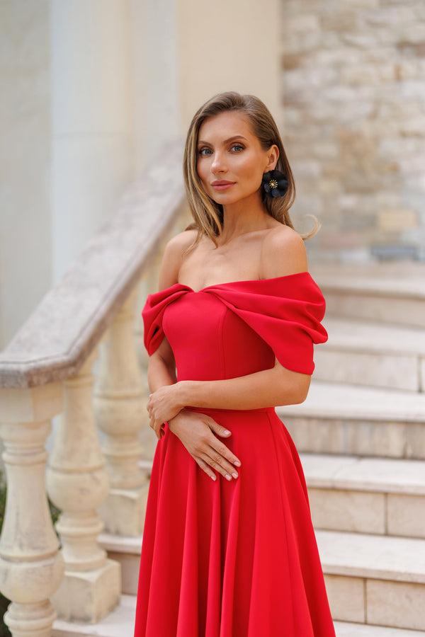 Elvoria Dress