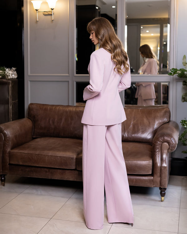 Marquelle Suit