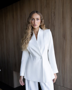 Evelisse Suit