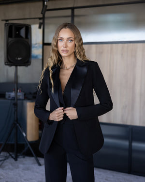 Orielle Suit