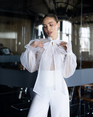 Eveloria Blouse