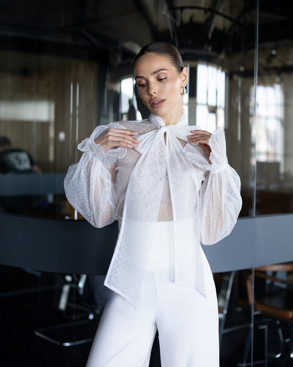 Eveloria Blouse