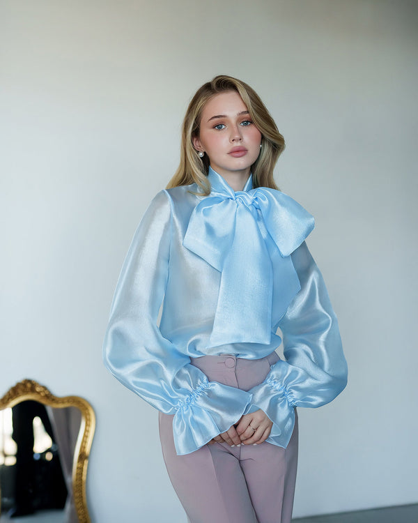 Eveloria Blouse