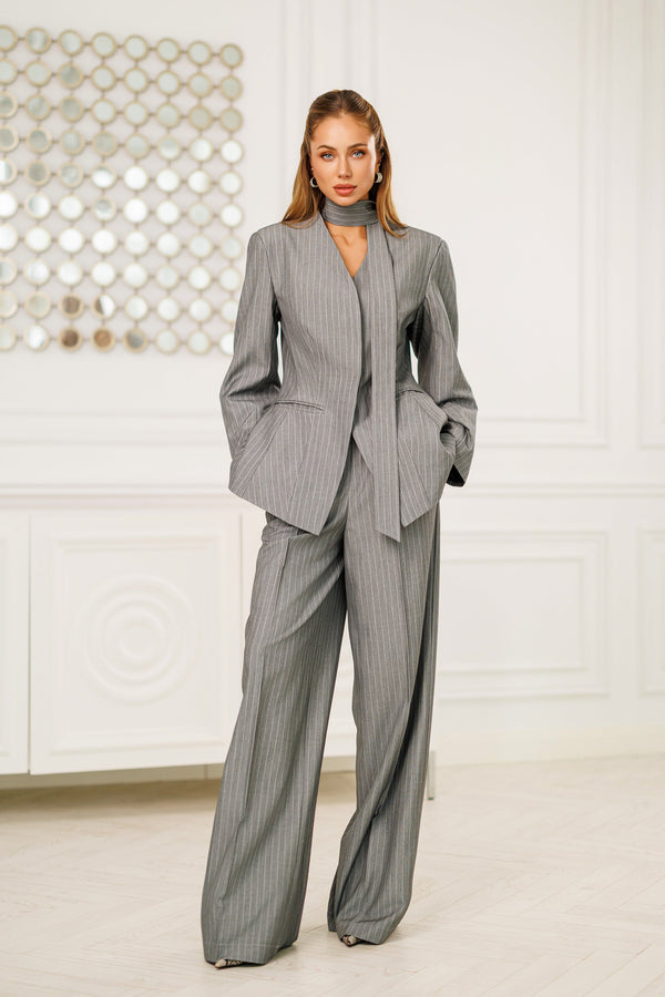 Averelle Suit