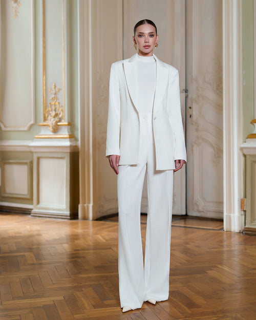 Alessia Suit