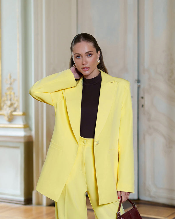 Alessia Suit